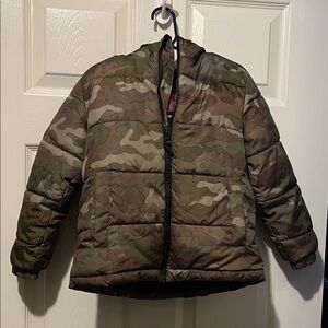Swiss Tech Kids Camo Puffer Jacket